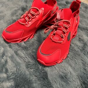 Bold Red Athletic Sneakers - Chunky Sole